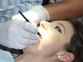 teeth cleaning, tooth repairs, treat teeth-1514692.jpg